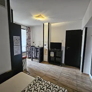 Class Apartamento Bucarest